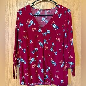 Brina & Em 3/4 tie-sleeve blouse, size M